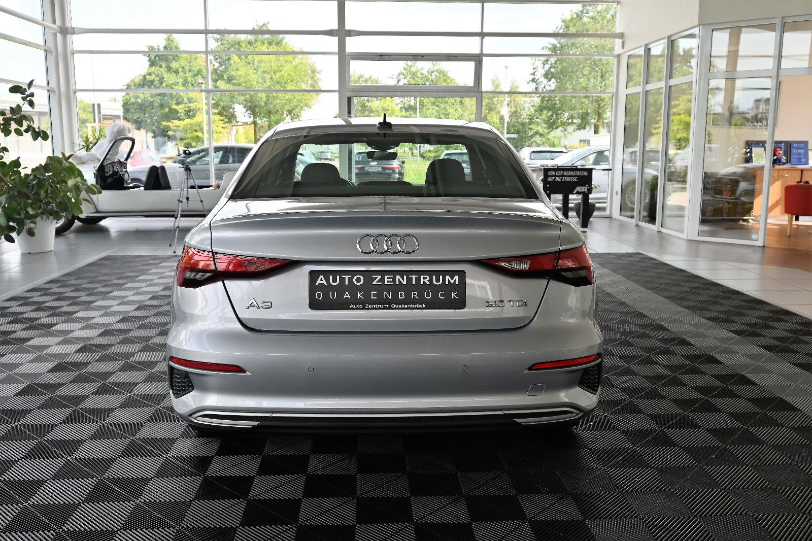 Audi A3 Limousine 35 TDI advanced Navi Virtual PDC 17