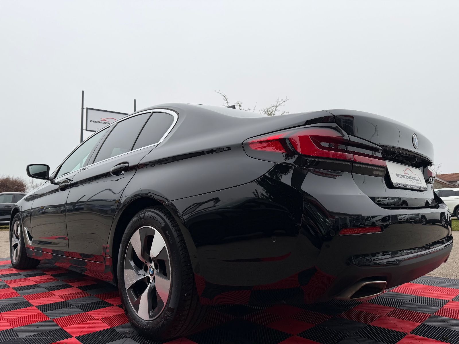 BMW 520D XDRIVE AUT.*LED*AHK*ACC*