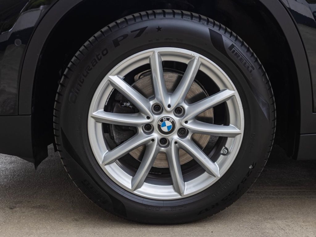 BMW X1 18d - Samsaru's Car Outlet