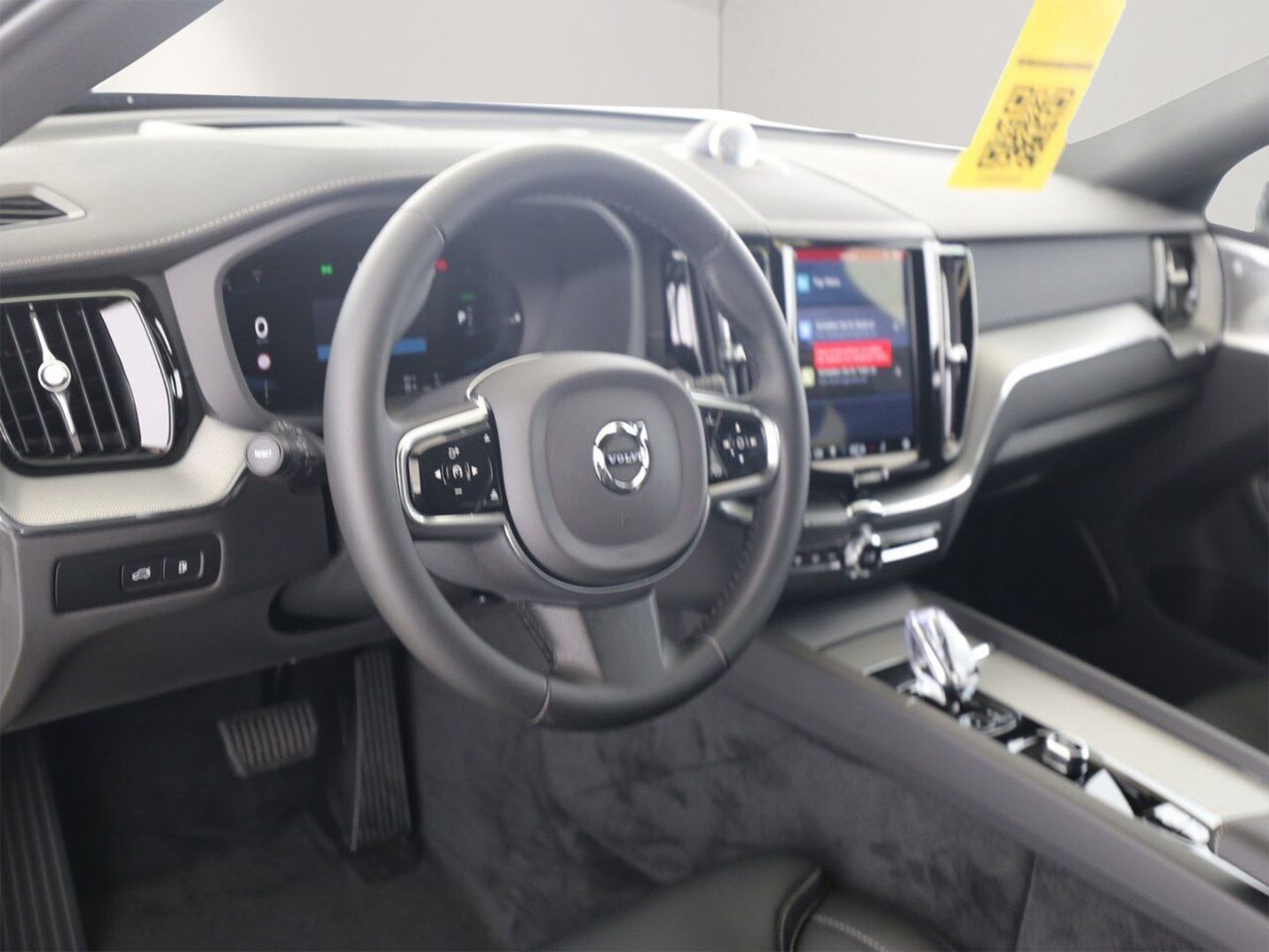 Volvo XC60 T8 Ultra Black Edition Recharge Plug-In - Samsaru's Car Outlet