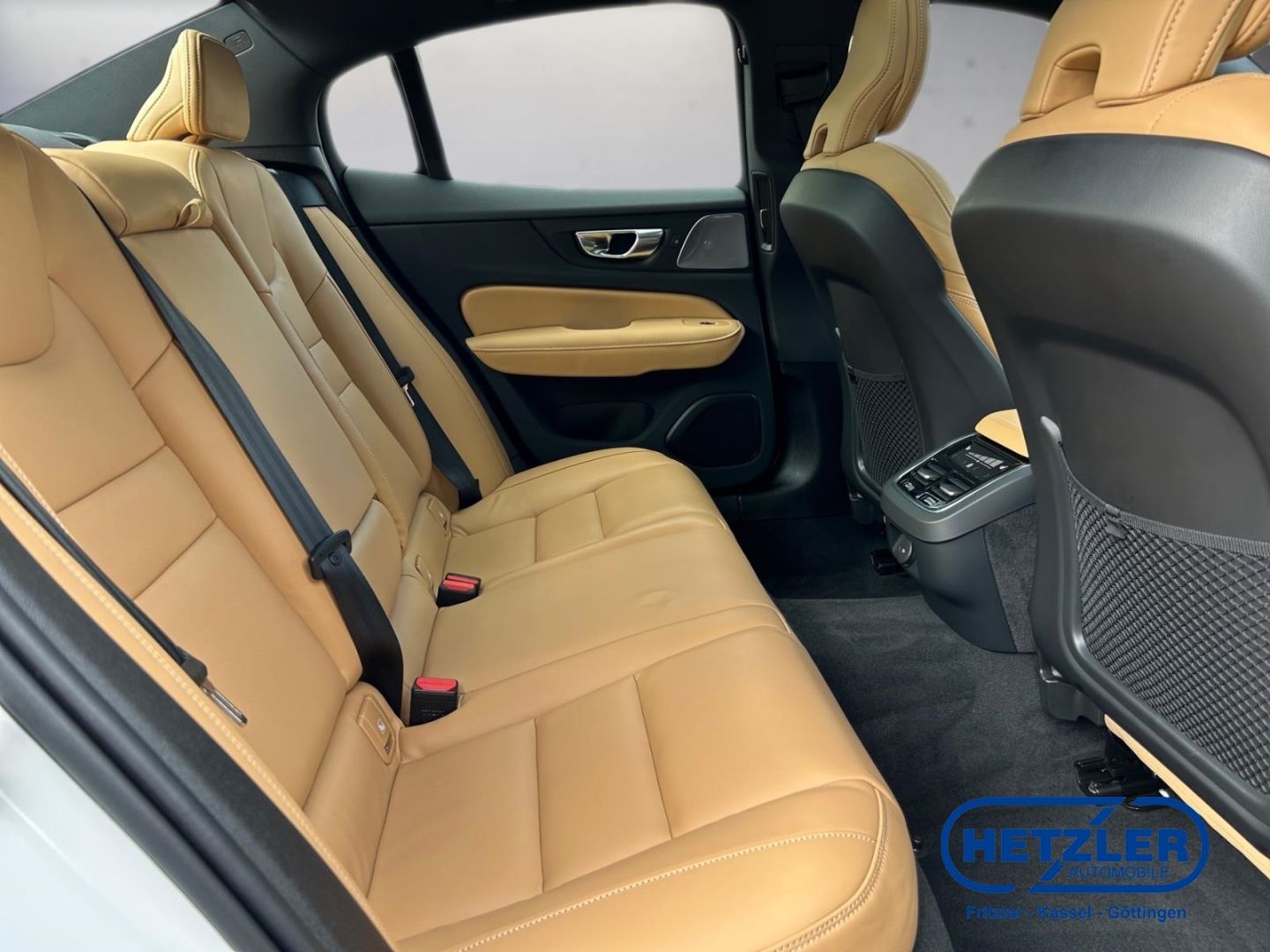 Volvo S60 B5 AWD Ultimate StandHZG  Memory Sitze Sound