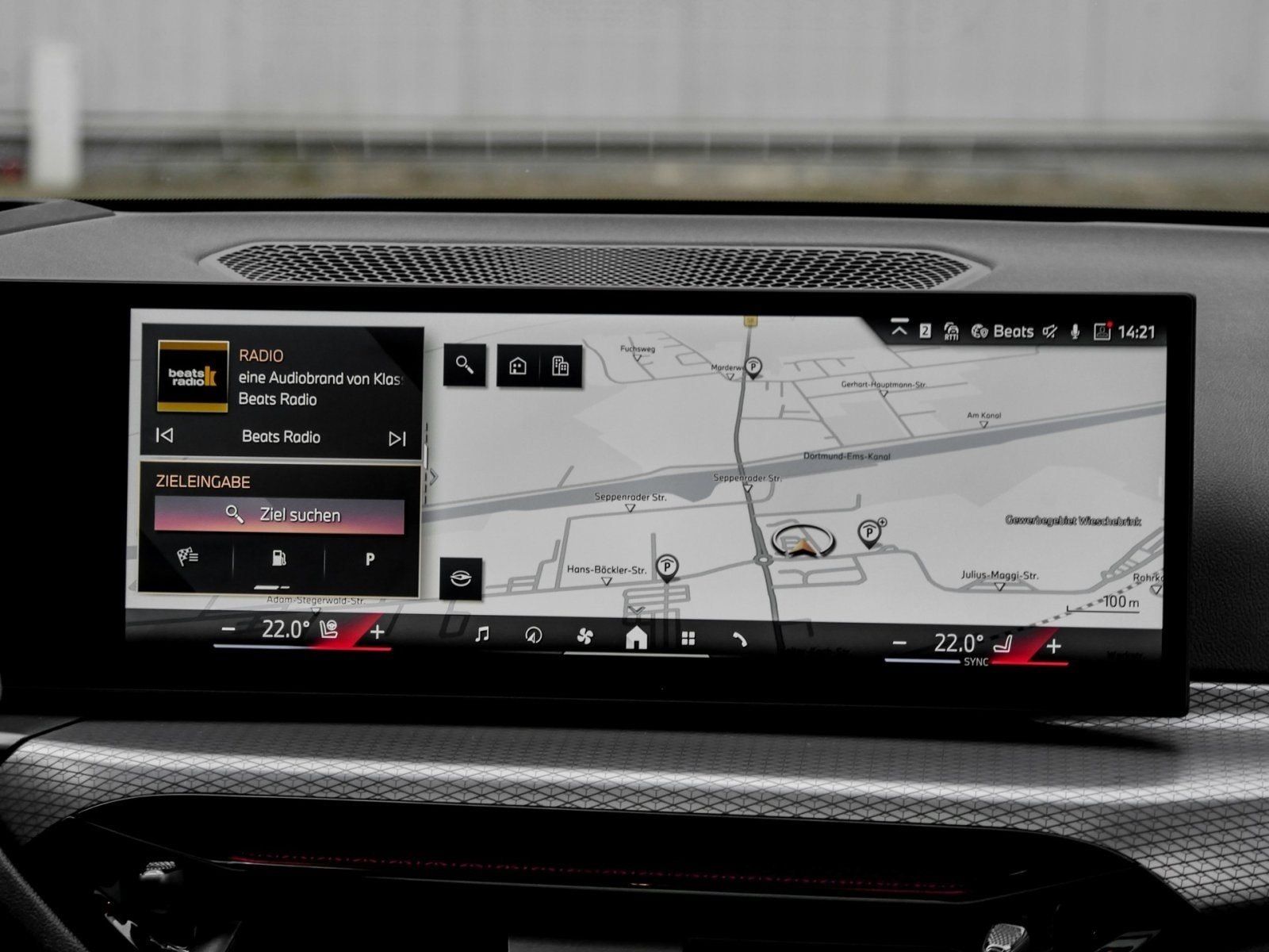 BMW 320i M Sport HuD RFK Pano AHK LED
