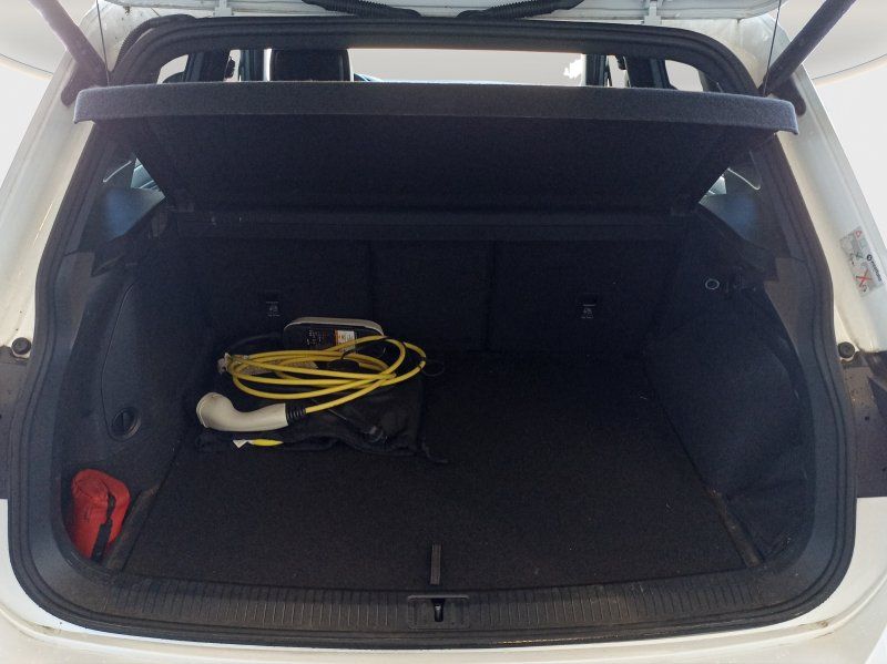 Volkswagen Tiguan 1.4 TSI eHybrid R-Line  AHK+MATRIX-LED+NA