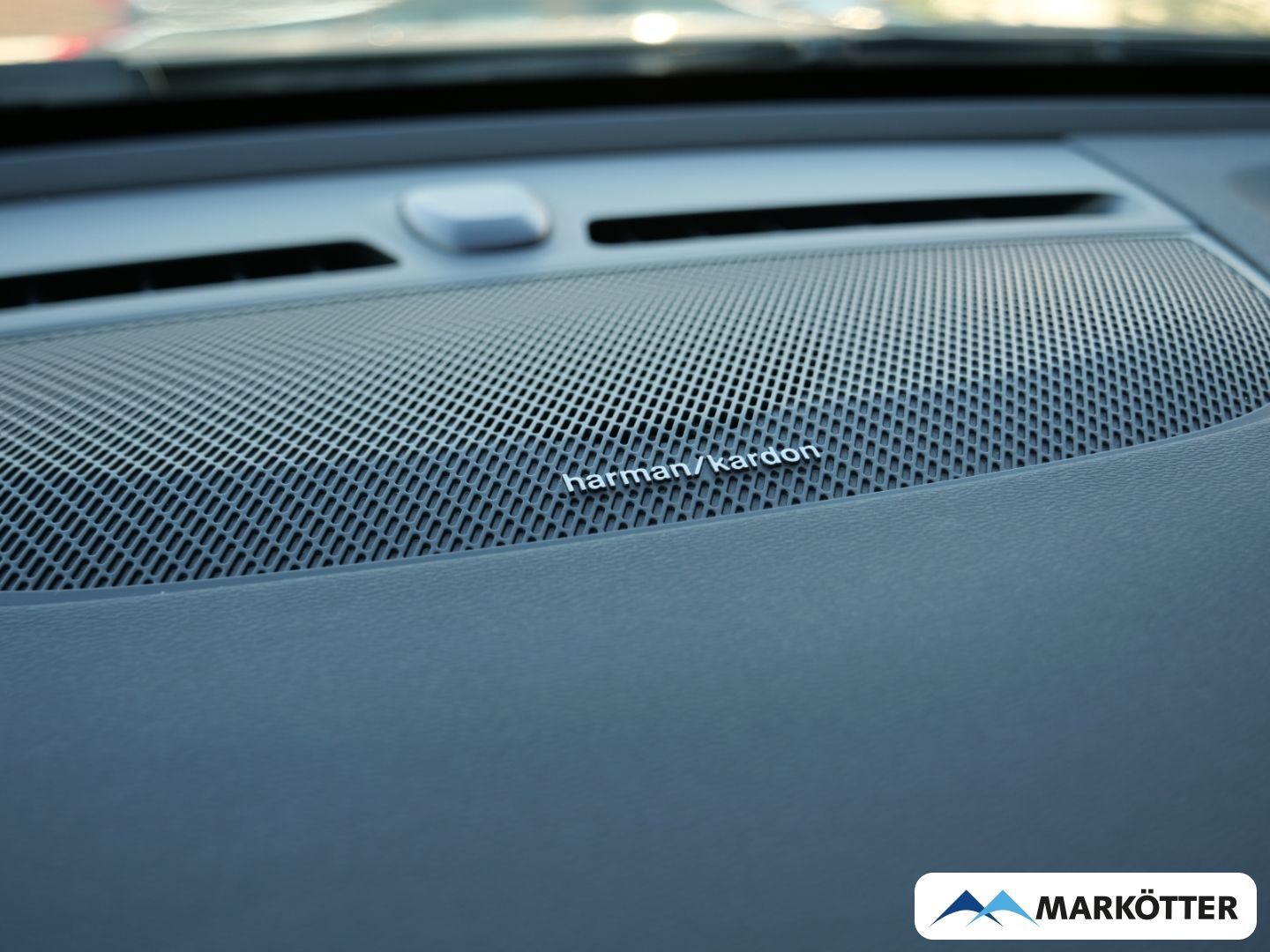 Volvo XC40 Recharge ULTIMATE Single Motor Pano/Wärmepu