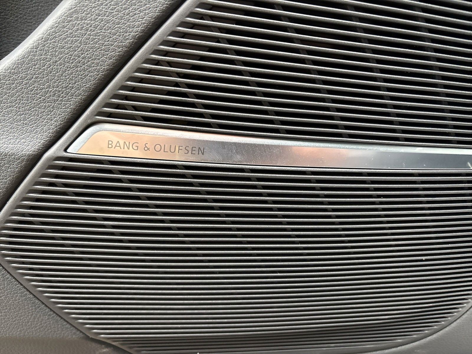 Audi RSQ8 Dynamik+*Keramik*B&O*Pano*Soft-Close*AHK*23