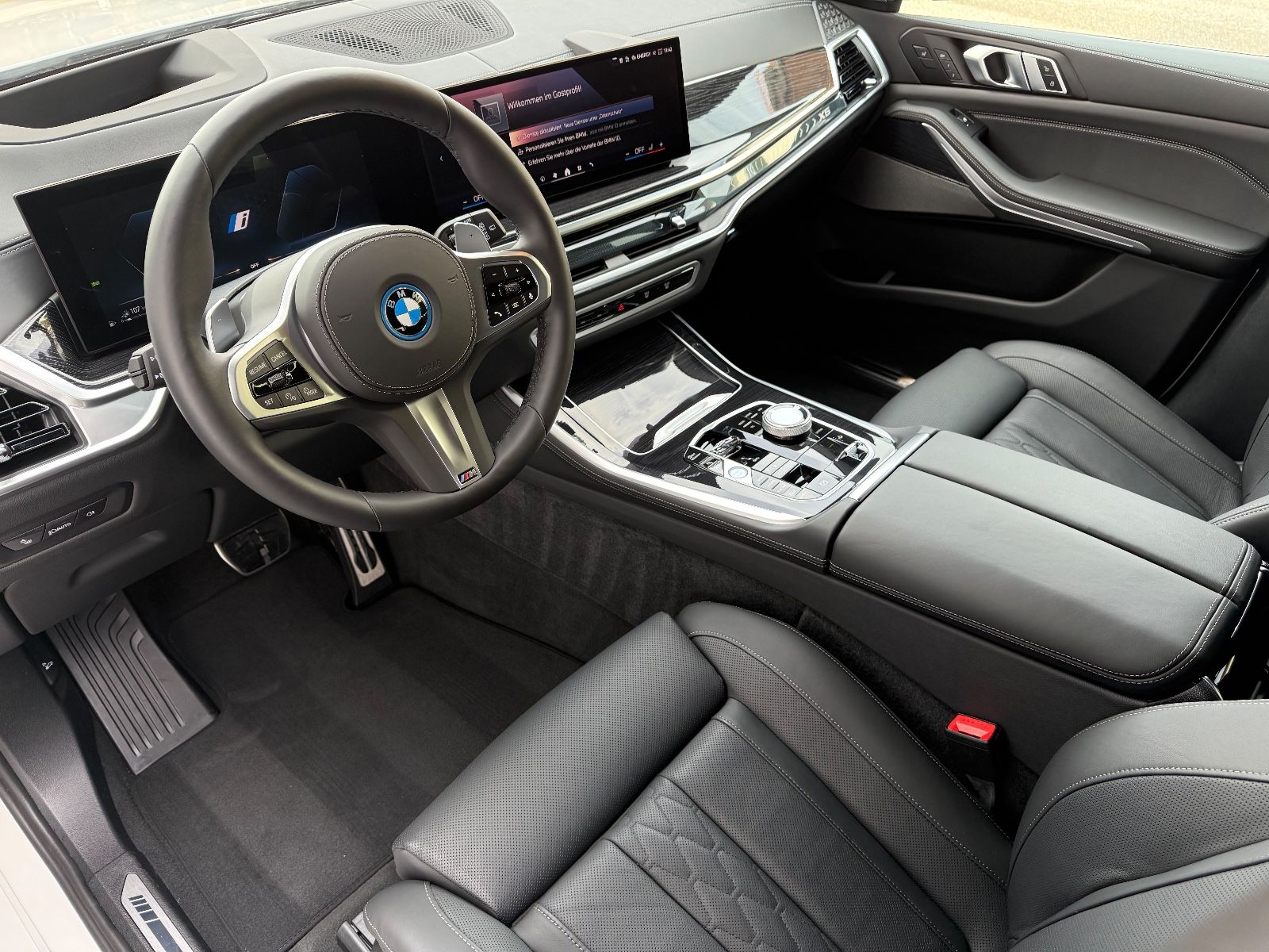 BMW X5 50e xDrive M Sport*LM-FELGEN 22"*KAMERA*