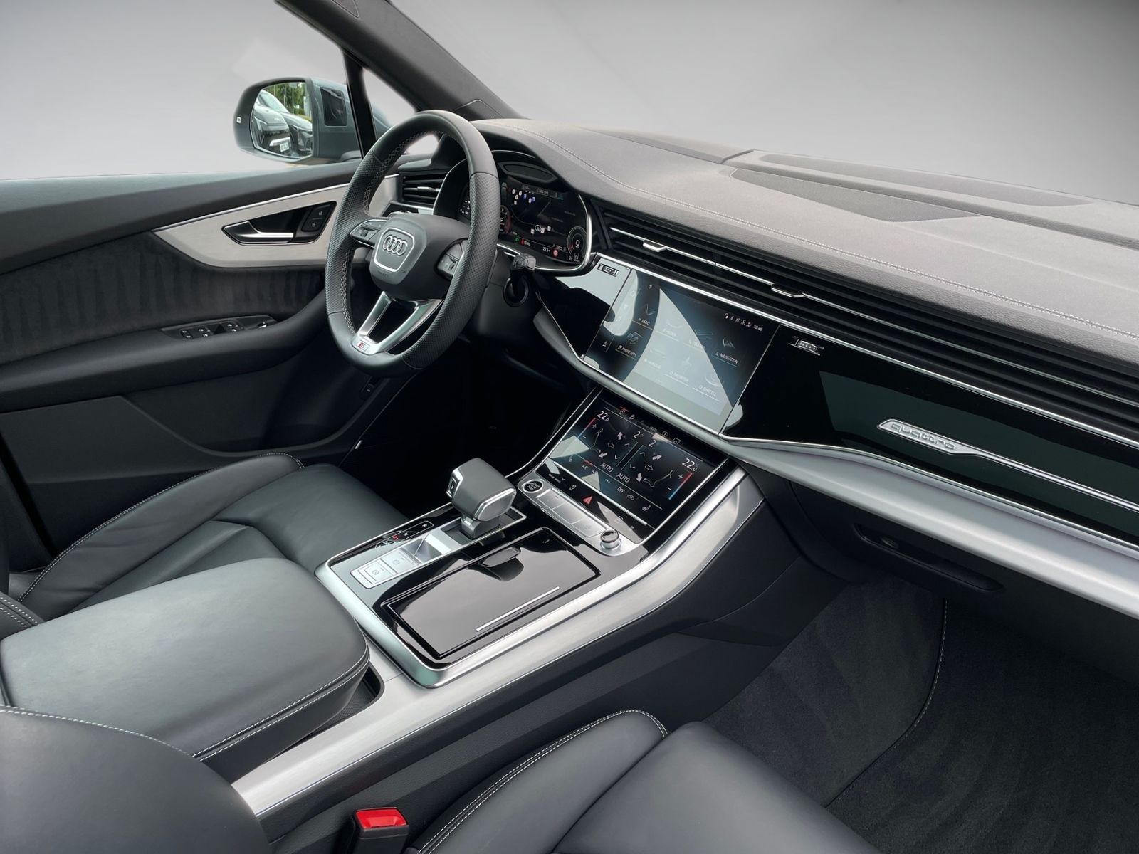 Audi Q7 50 TDI quattro S line Matrix Stdh