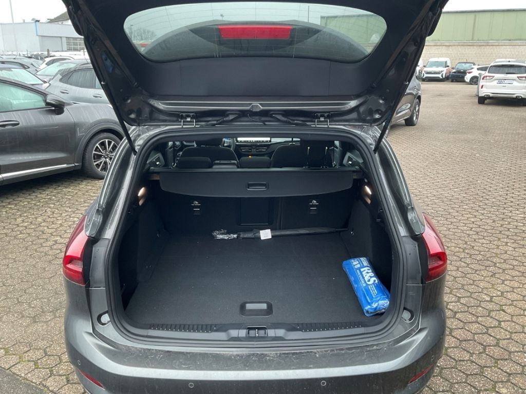 Ford Focus Turnier ST-Line X MHEV+Automatik+Pano+LED