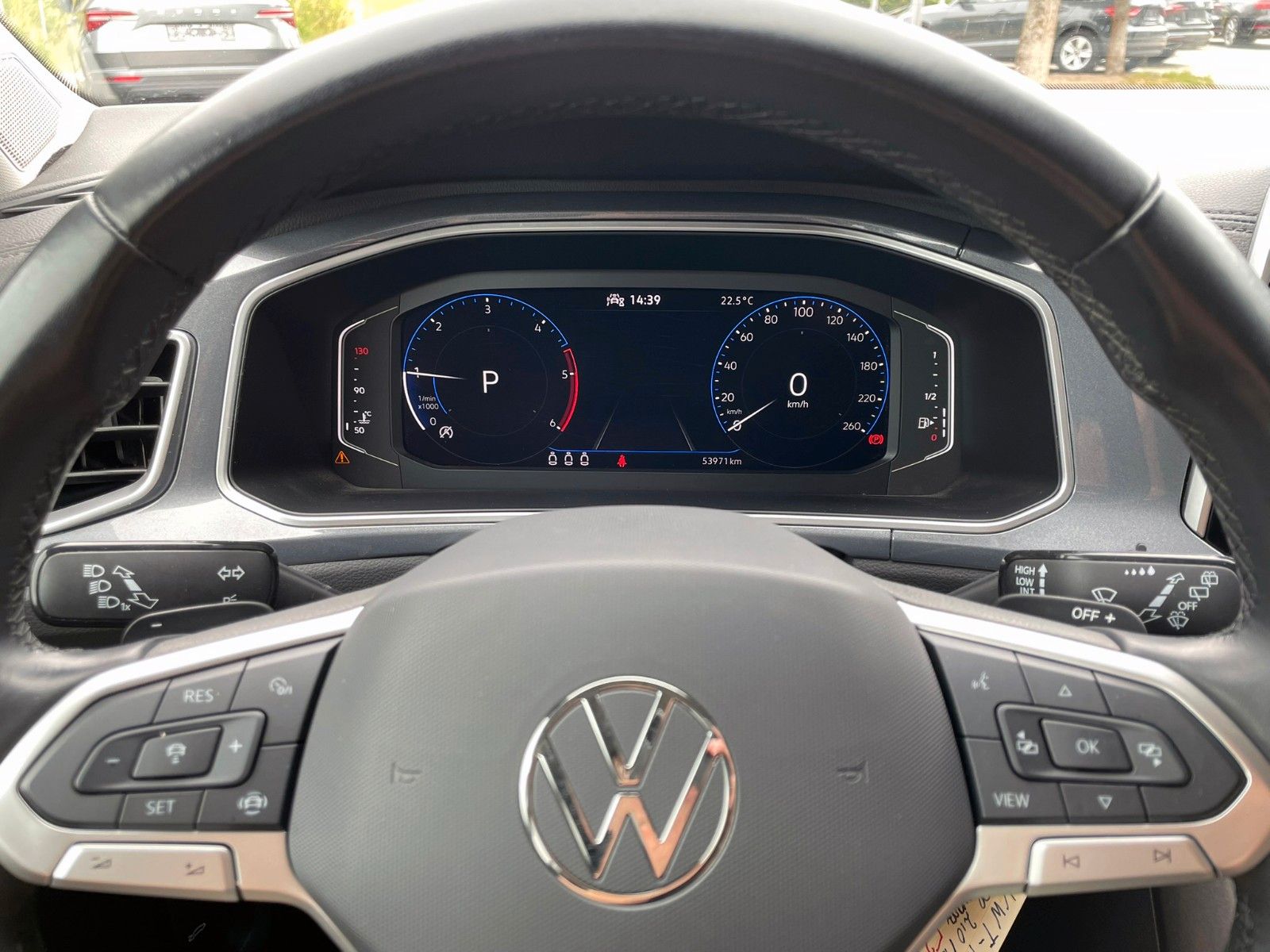 Volkswagen T-Roc Style - Samsaru's Car Outlet