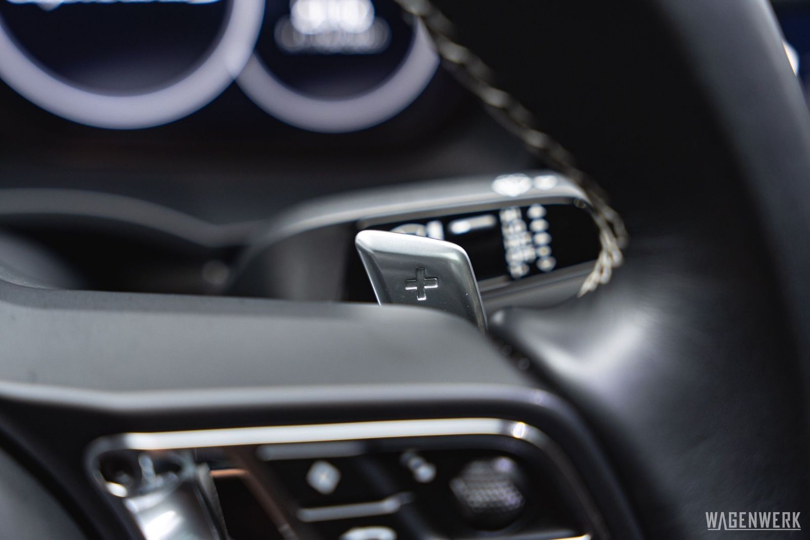Porsche Cayenne Coupé Turbo S E-Hybrid MASSAGE AHV INNOD
