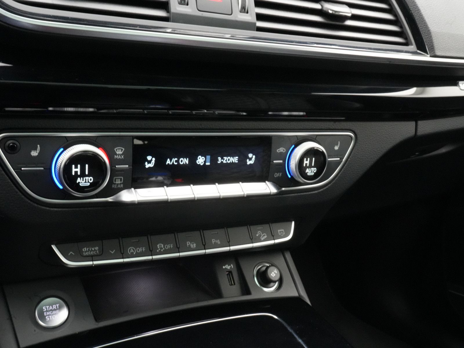 Audi Q5 S line VIRT PANO RAUTE B&O LEDER STANDHZ NAVI