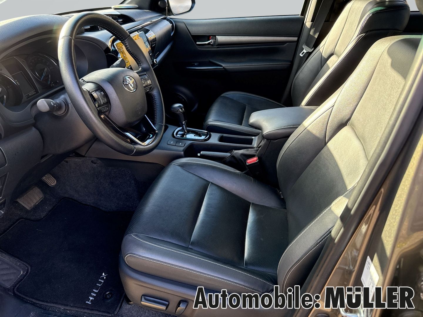 Toyota Hilux 2.8 D-4D Double Cab Invincible 4x4 BFGoodr