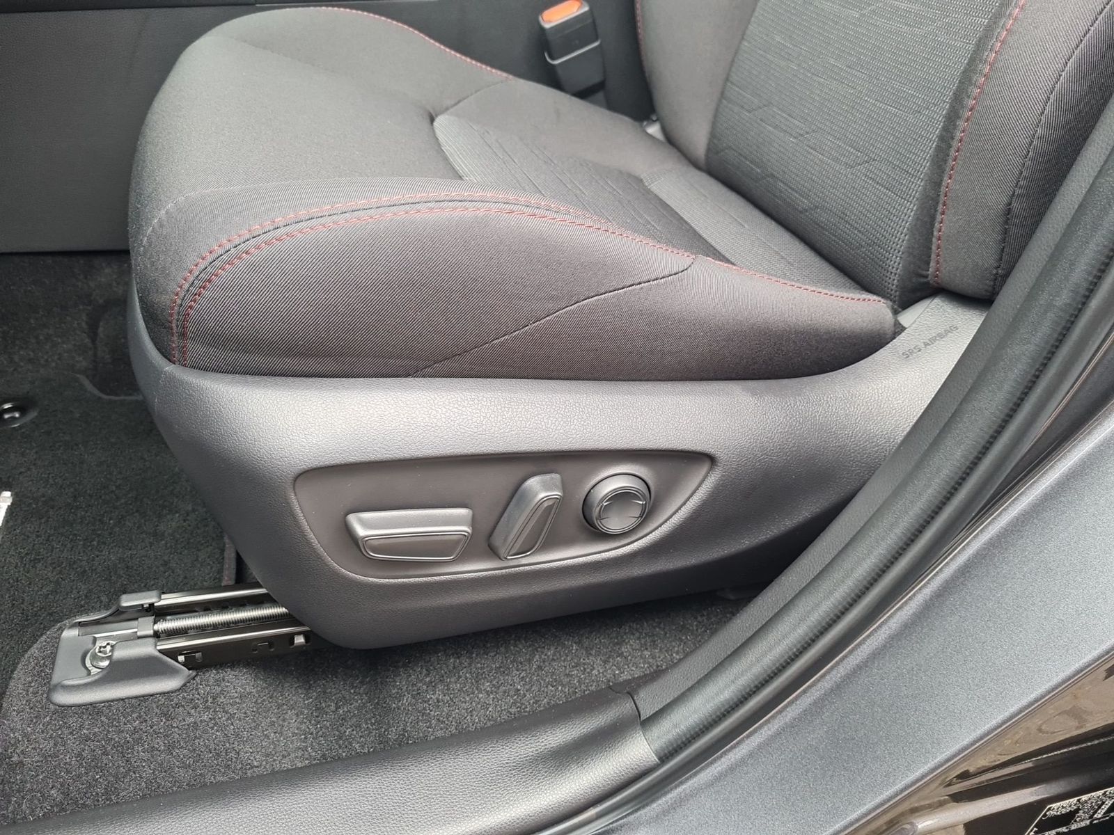 Toyota RAV4 2.5 Plug-In Hybrid Teamplayer ACC+AUT+LED+L