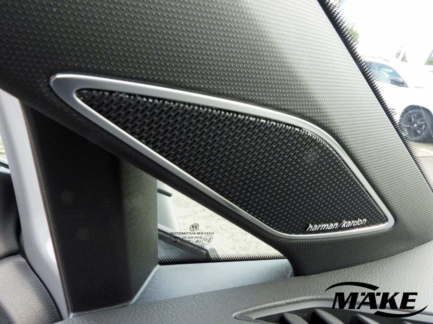Volkswagen Golf GTI 2.0 TSI DSG BLACK - Samsaru's Car Outlet