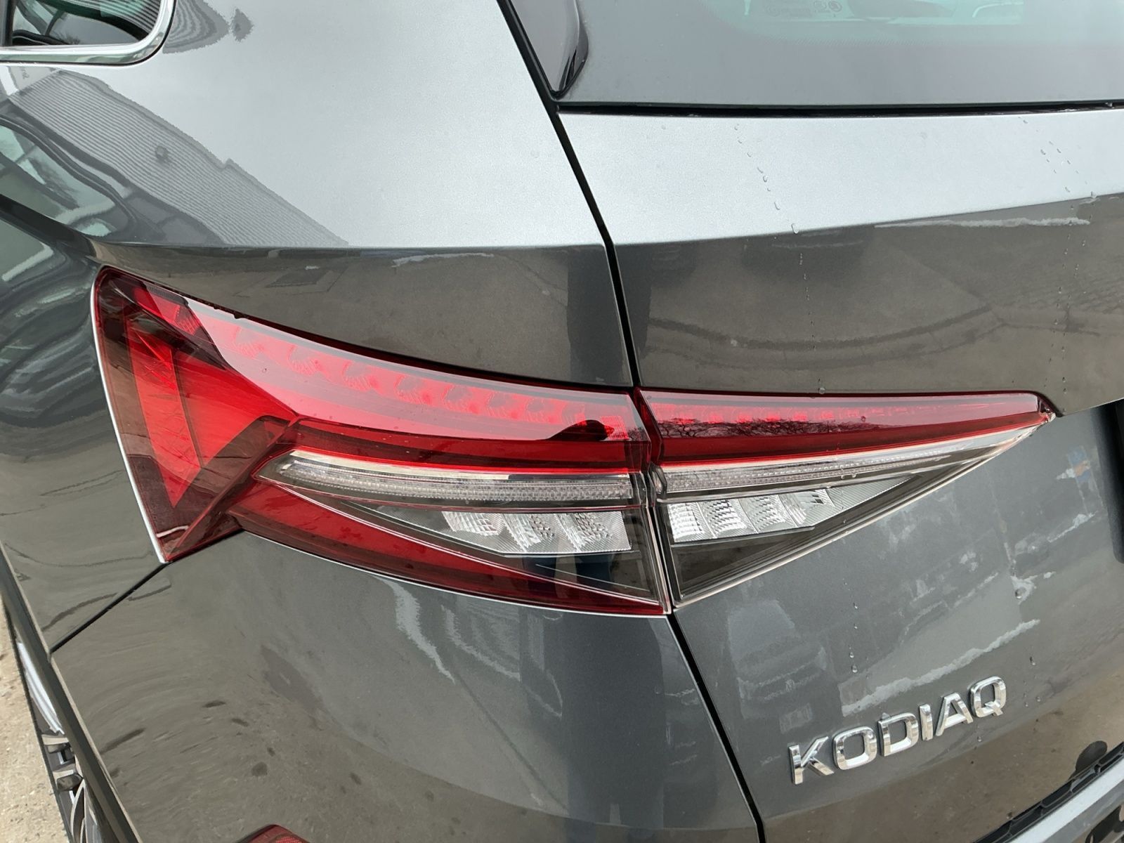 Skoda Kodiaq 2.0 TDI DSG 4x4 L&K BEAM+NAV+ACC+AHK+360°