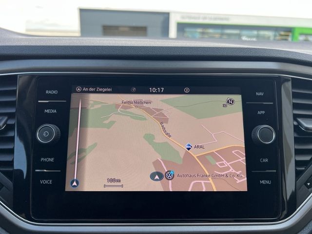 Volkswagen T-Roc 1.0 TSI Style - Samsaru's Car Outlet