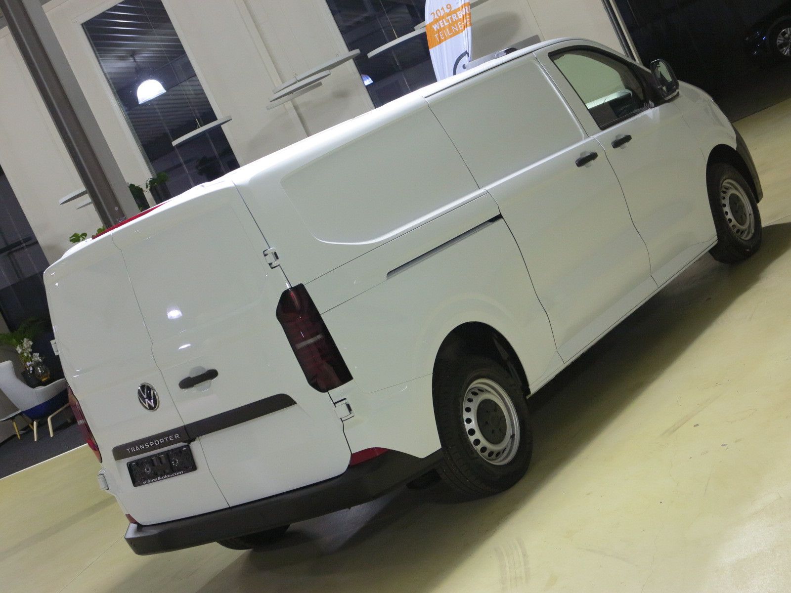 Volkswagen T7 Transporter Kasten TDI2.0 SCR Lang 3Si FlüTür