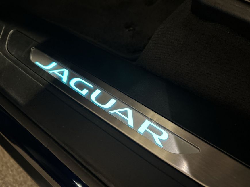 Jaguar F-Pace D300 AWD R-Dynamic SE 90th Anniversary Ed