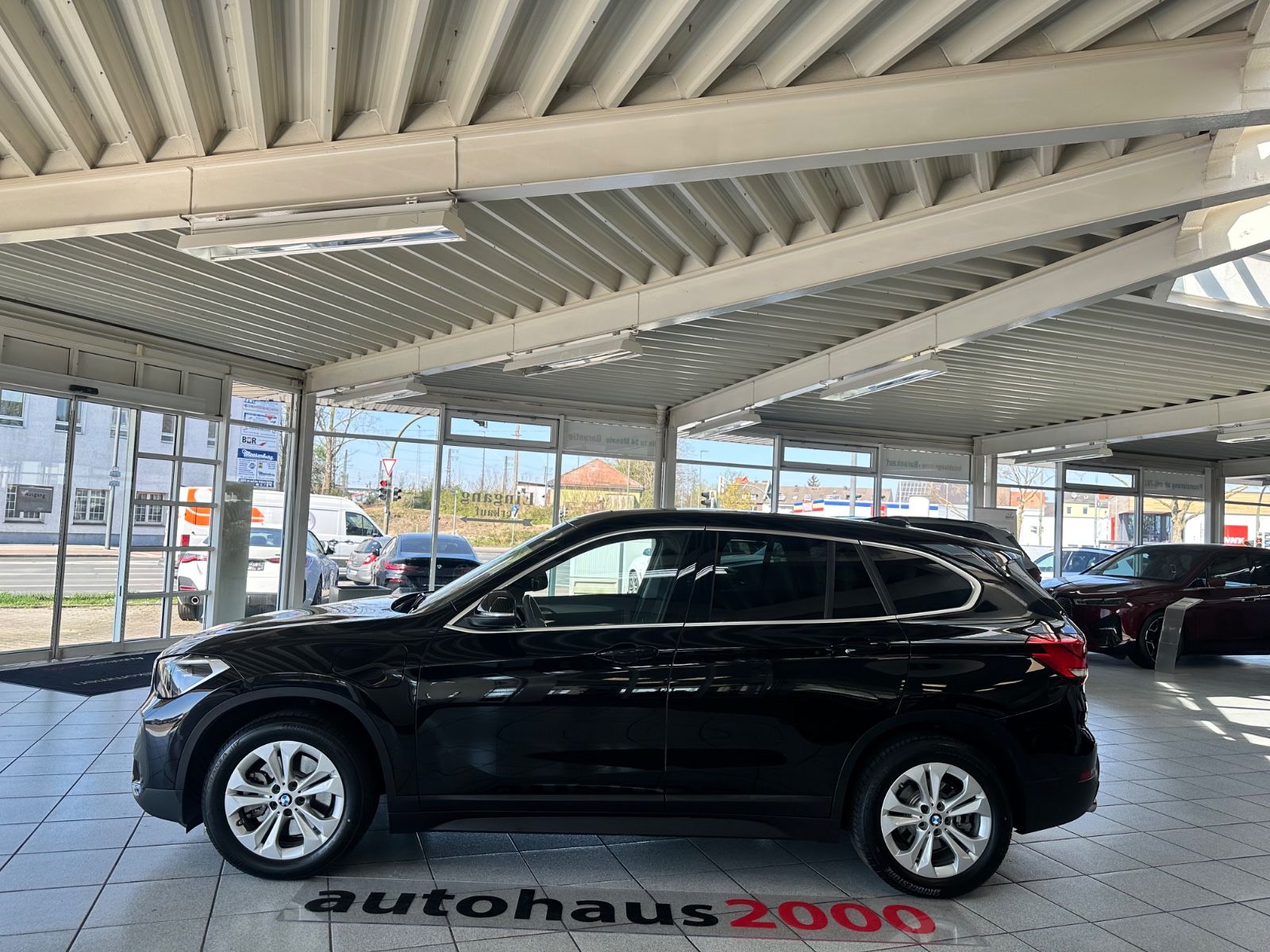 BMW X1 xDrive 25e - Samsaru's Car Outlet