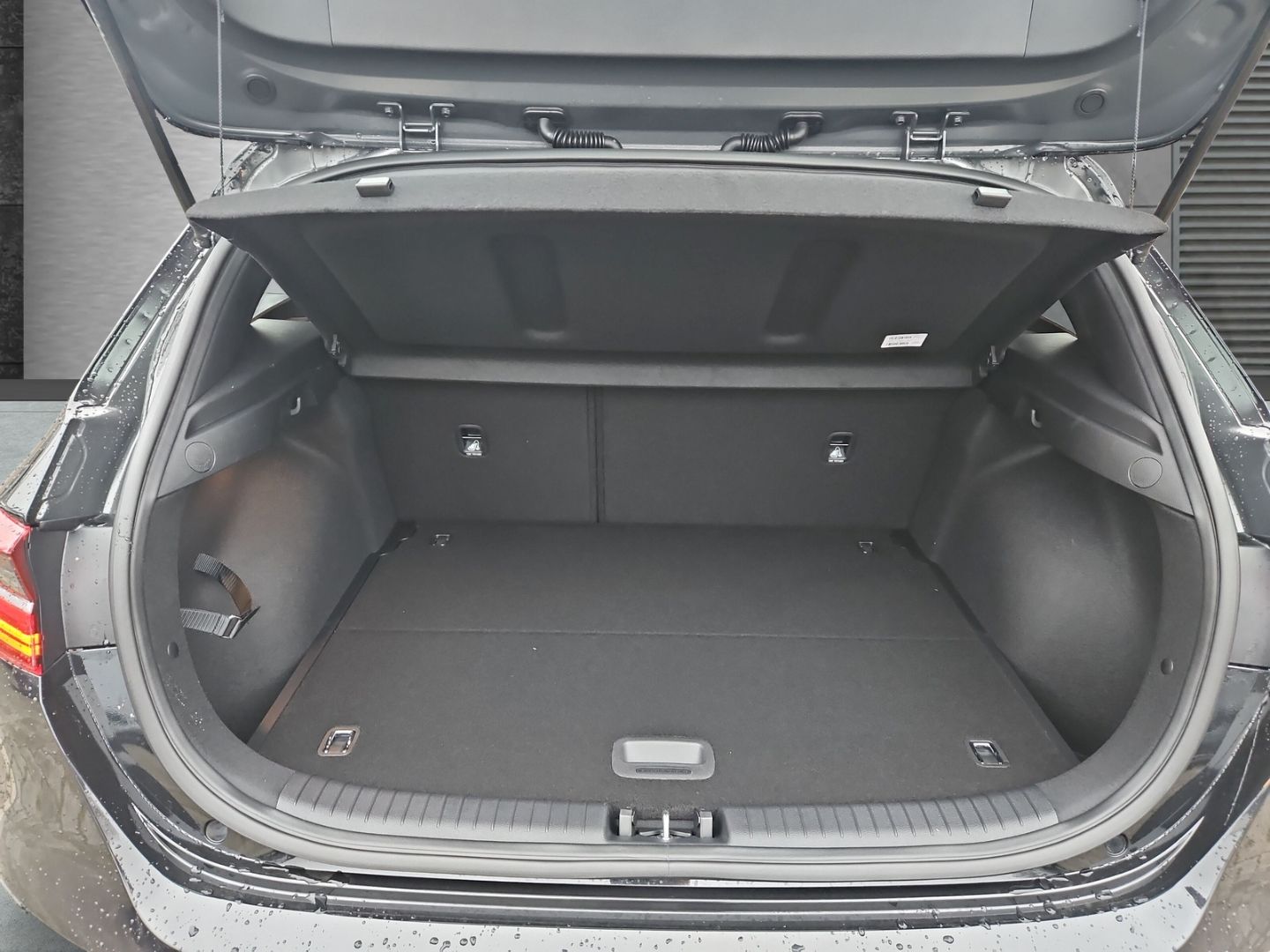 Kia Ceed Lim 1.0T Vision Komfort - Samsaru's Car Outlet
