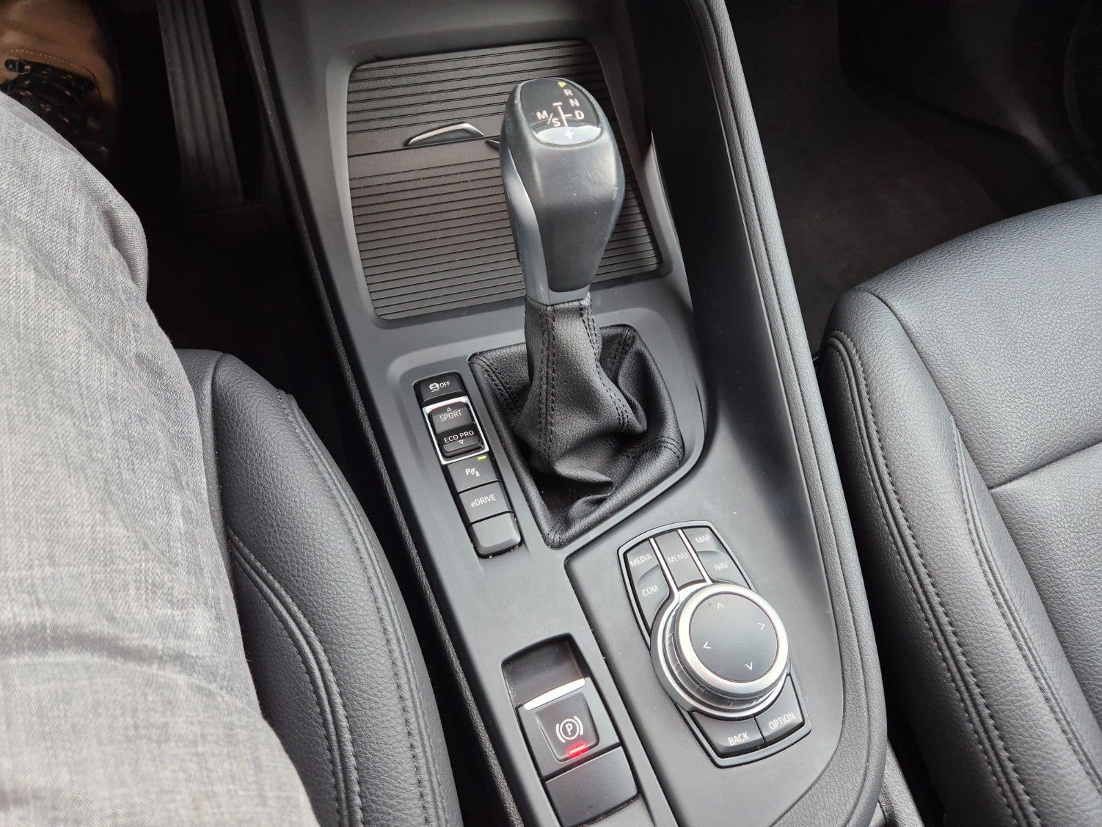 BMW X1 xDrive25e 4WD HYBRID - Samsaru's Car Outlet