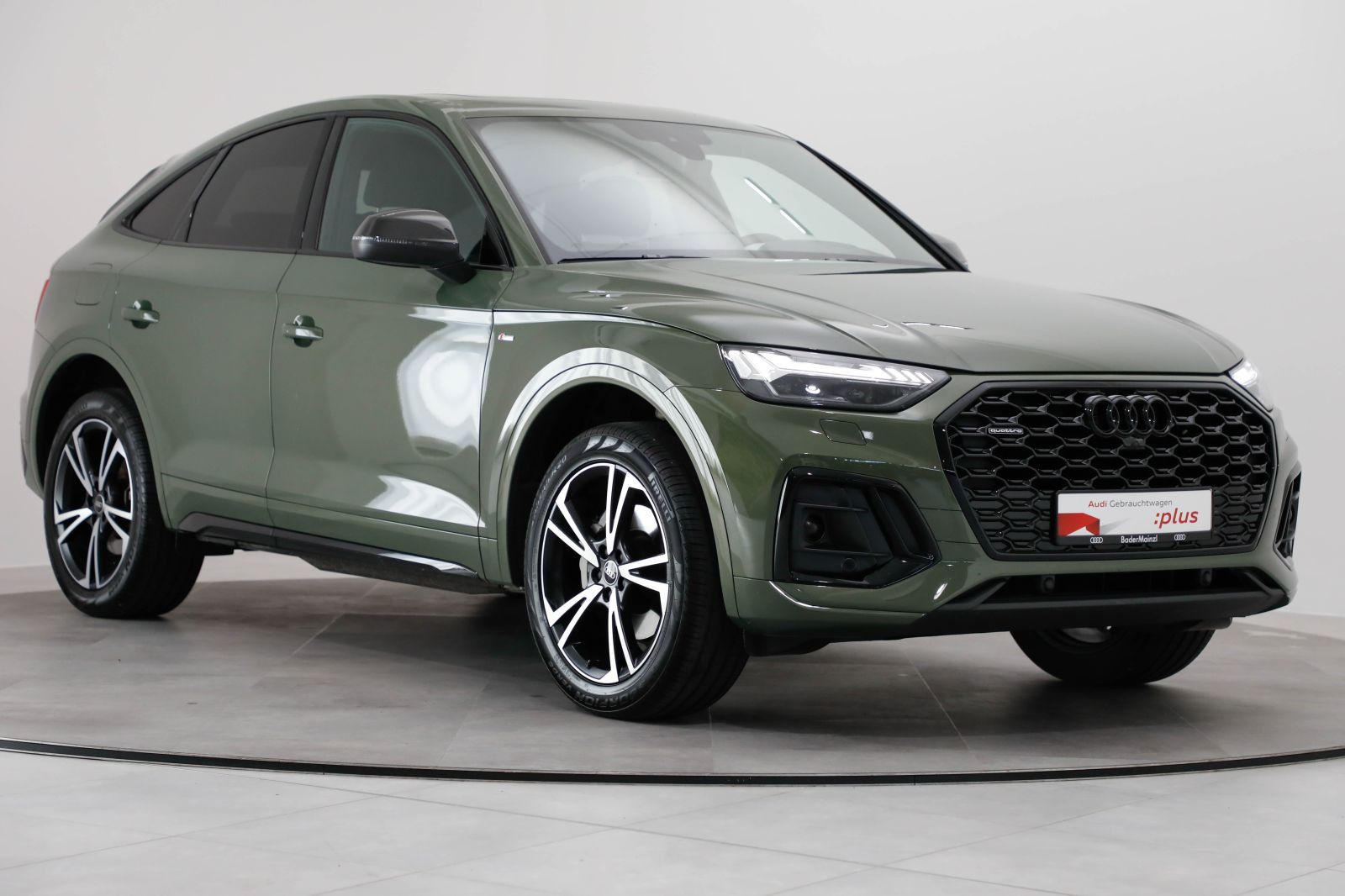 Audi Q5 Sportback 40 TDI quattro S line - Samsaru's Car Outlet