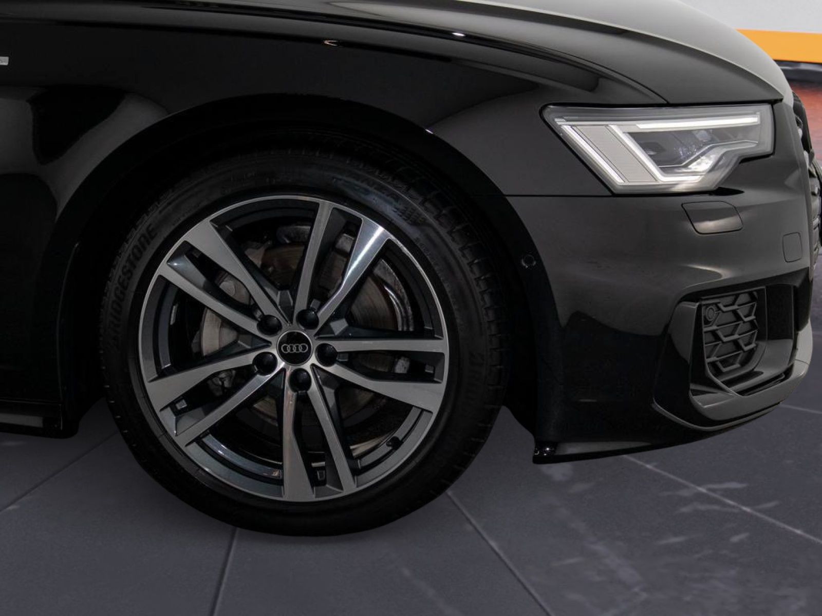 Audi A6 40 TDI S line S tronic - Samsaru's Car Outlet