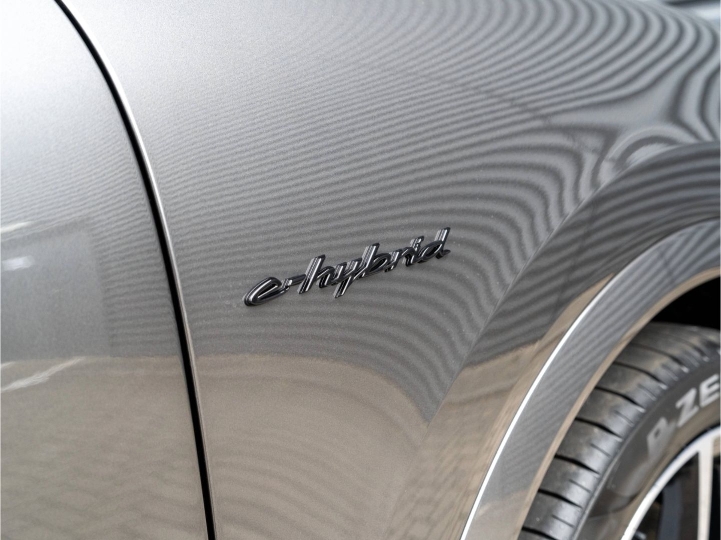 Porsche Cayenne E-Hybrid Coupe SAGA, BOSE