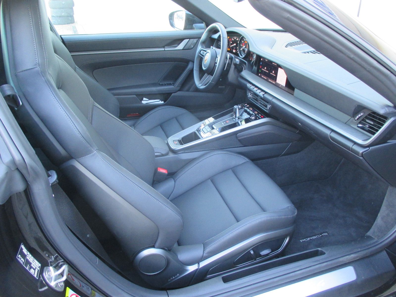 Porsche 992/911 Targa 4 - Samsaru's Car Outlet