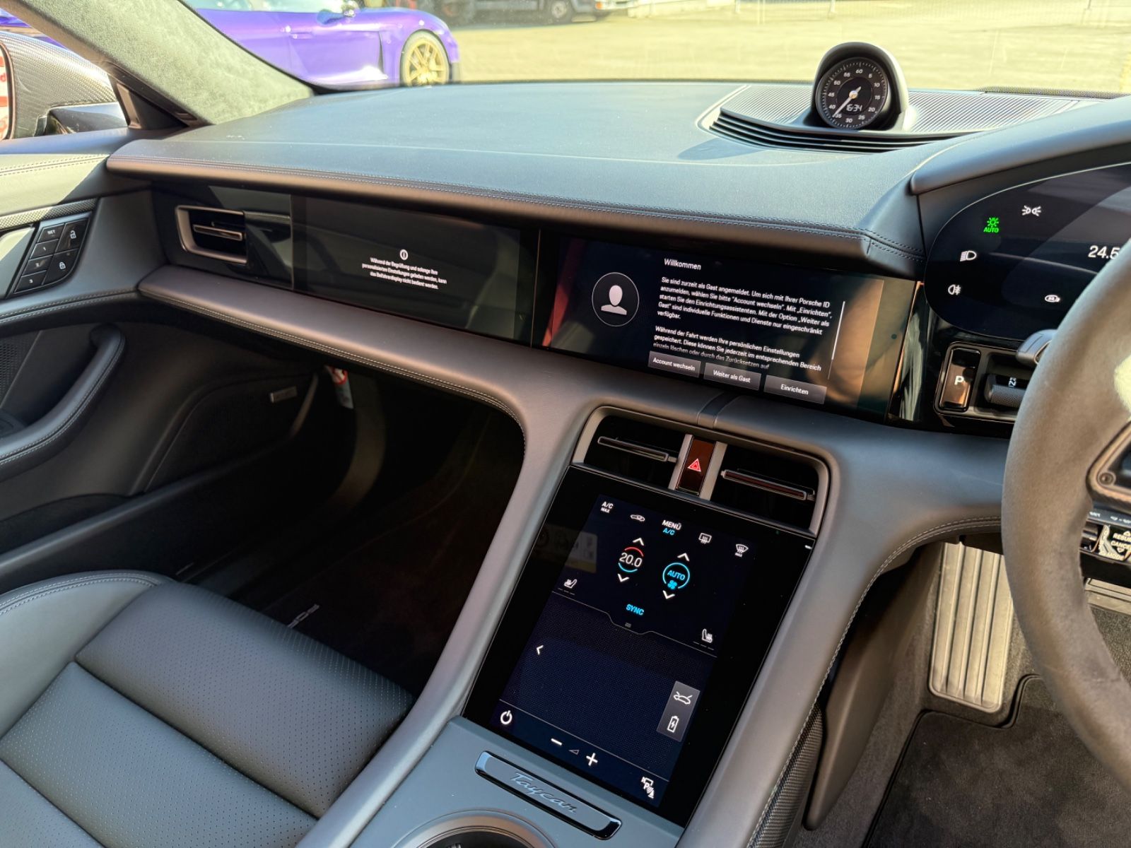 Porsche TAYCAN 4S RHD RECHTSLENKER, PANO, BOSE