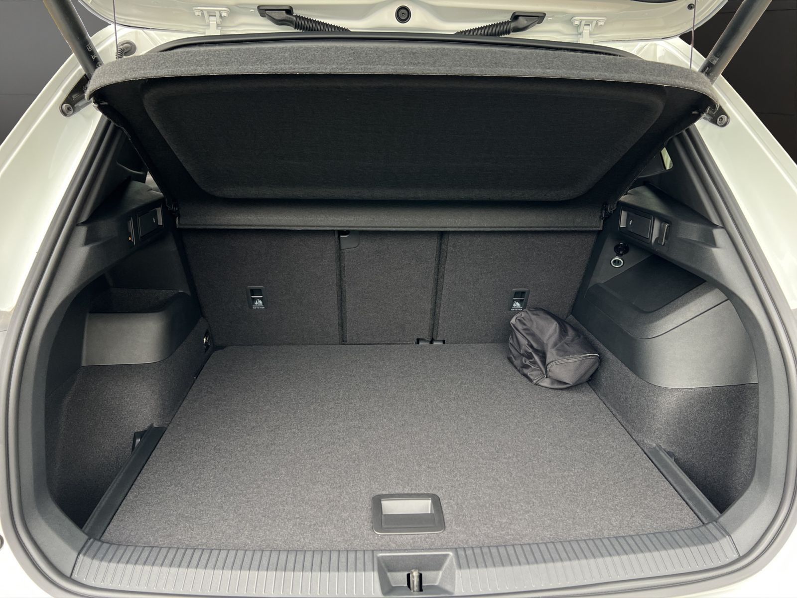 Volkswagen Tiguan R-Line 2,0 l TDI SCR 4MOTION 142 kW (193