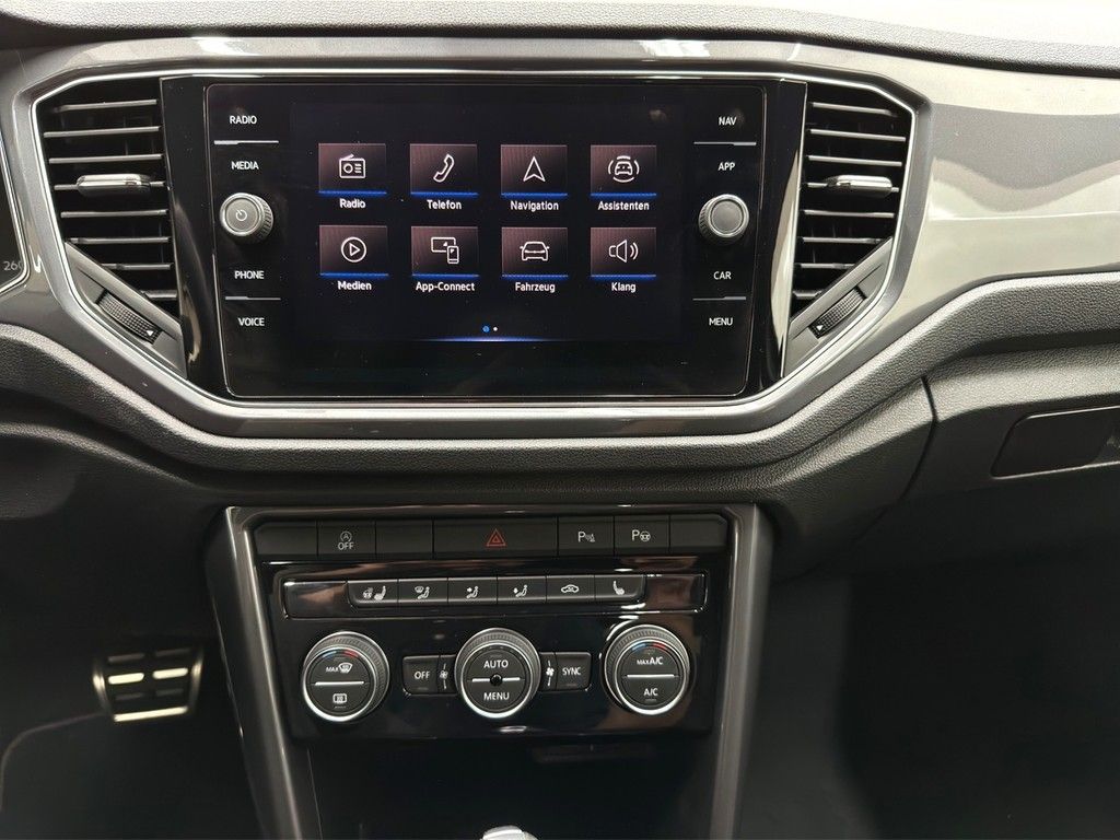 Volkswagen T-Roc 2.0 TDI DSG 4Motion Sport - Samsaru's Car Outlet