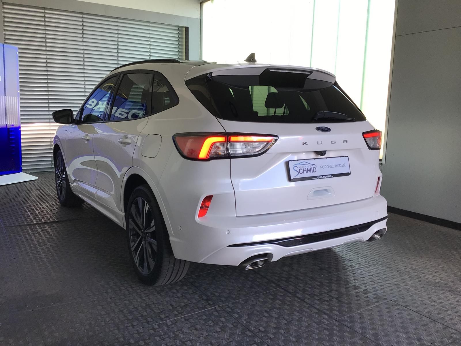 Ford Kuga ST-Line - Samsaru's Car Outlet