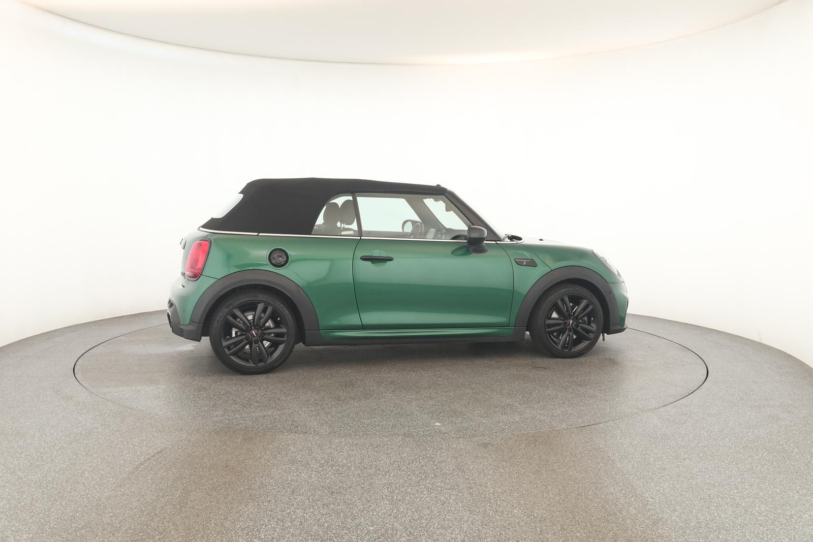 MINI Cooper S Cabrio JCW Premium+ - Samsaru's Car Outlet