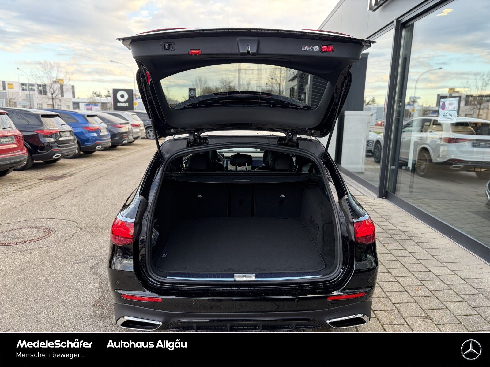 Mercedes-Benz E 450 d T 4M AMG Premium Air AHK Pano Sitzklima