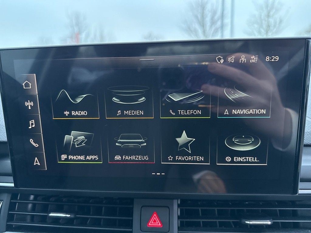 Audi A4 Lim. advanced 40 TDI quattro S tronic *Navi*