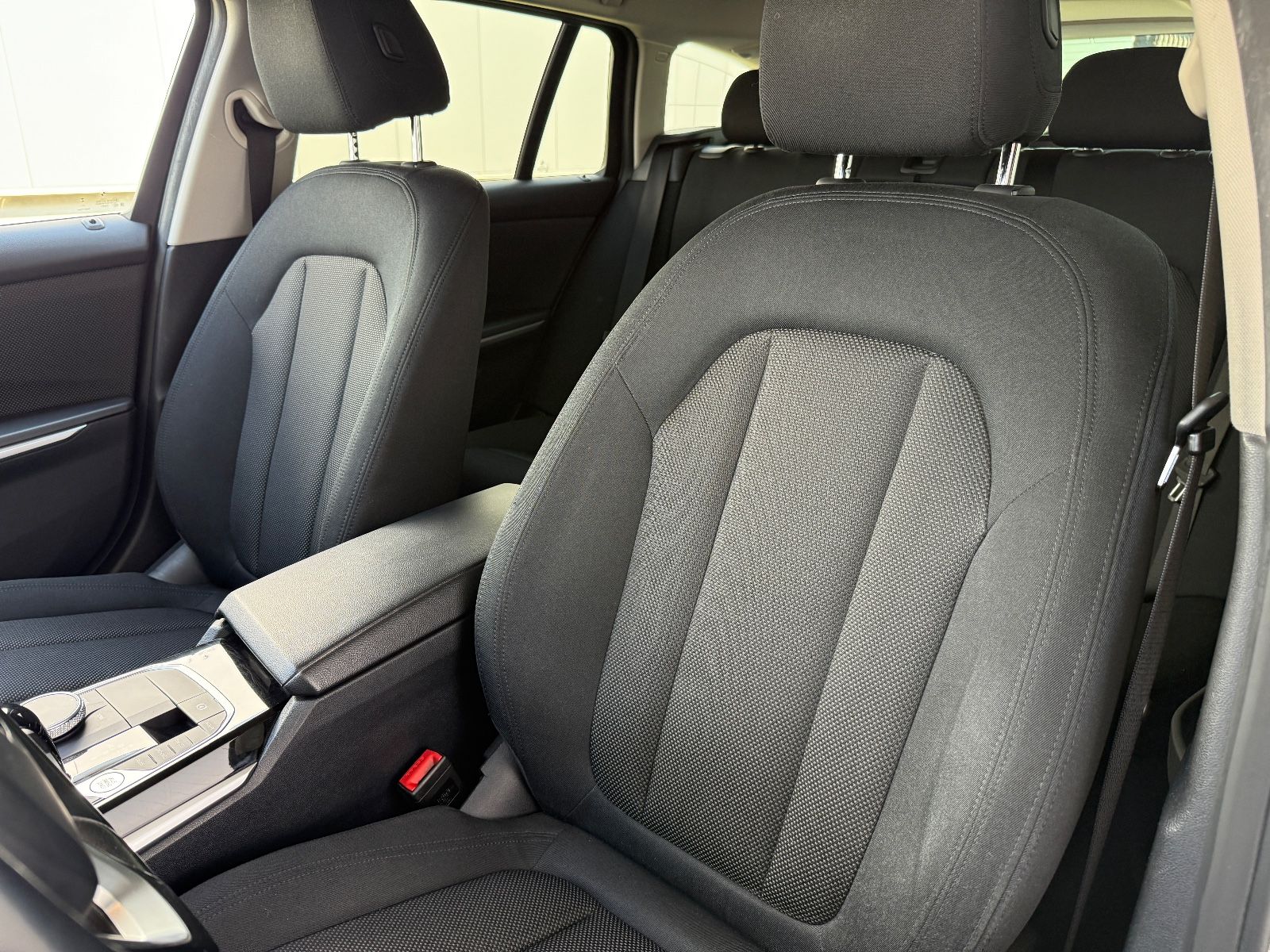 BMW 320 d - Samsaru's Car Outlet
