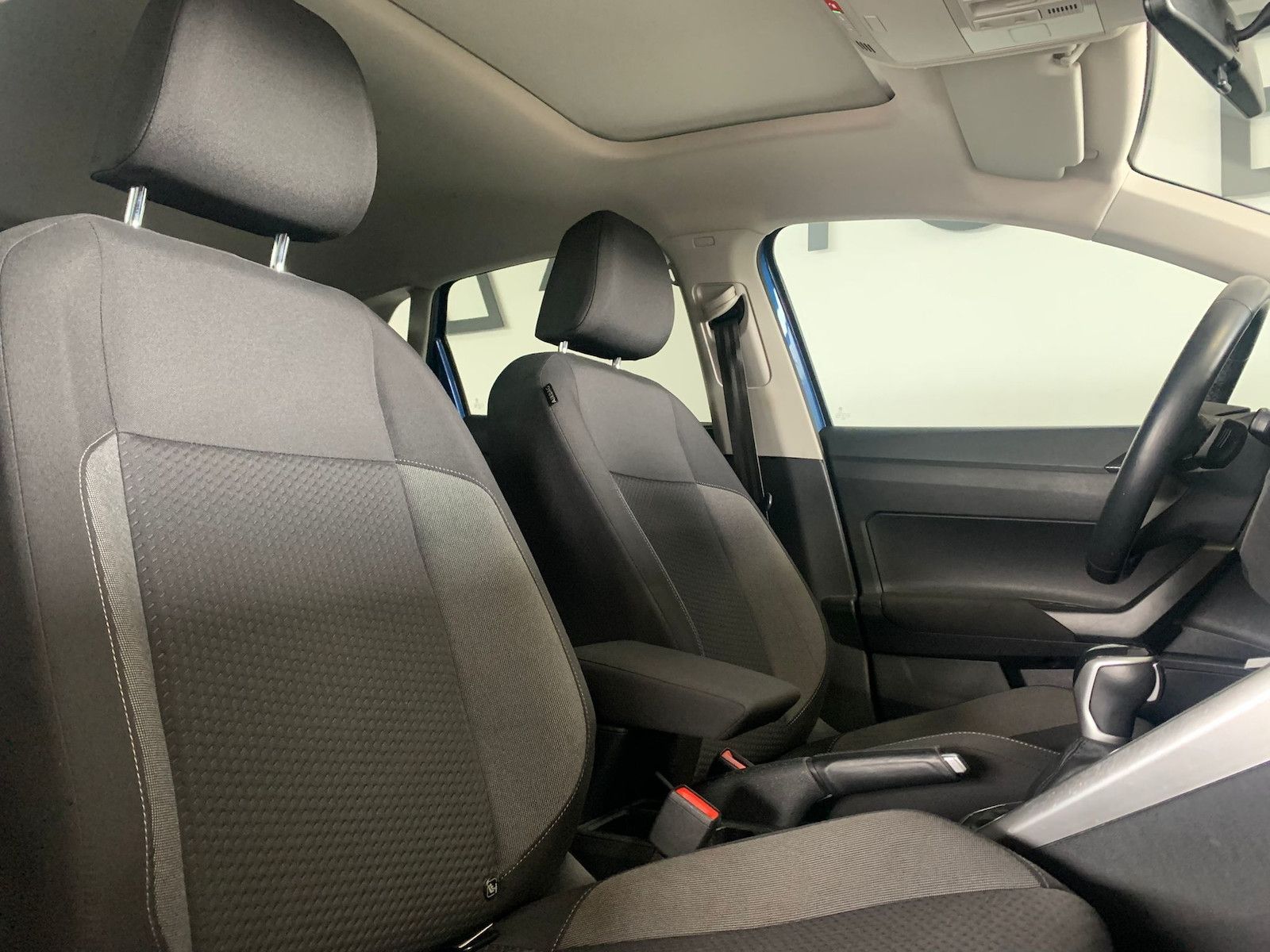 Volkswagen Polo VI 1.0 TSI DSG LIFE - Samsaru's Car Outlet