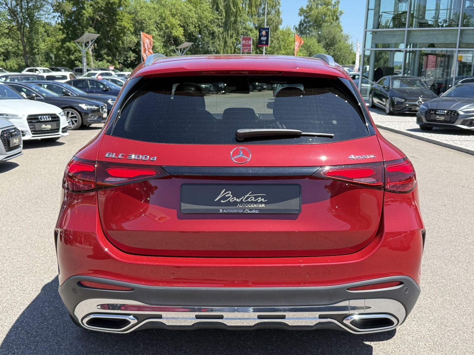 Mercedes-Benz GLC 300 d AMG - Samsaru's Car Outlet