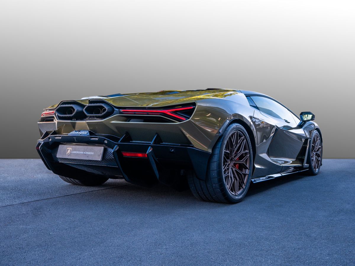 Lamborghini Revuelto Verde Gea Lucido | Lamborghini Nürnberg