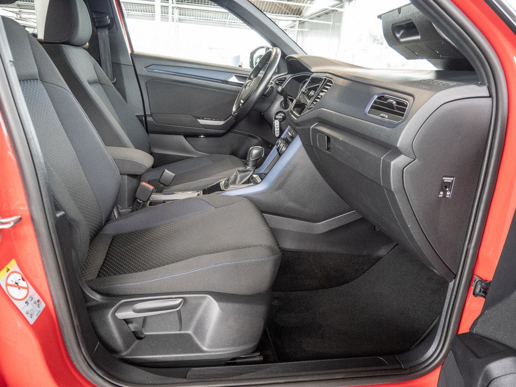 Volkswagen T-Roc 1.5 TSI DSG Style - Samsaru's Car Outlet