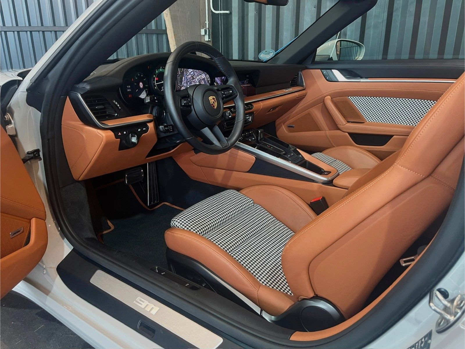 Porsche 911 Targa 4S - Samsaru's Car Outlet