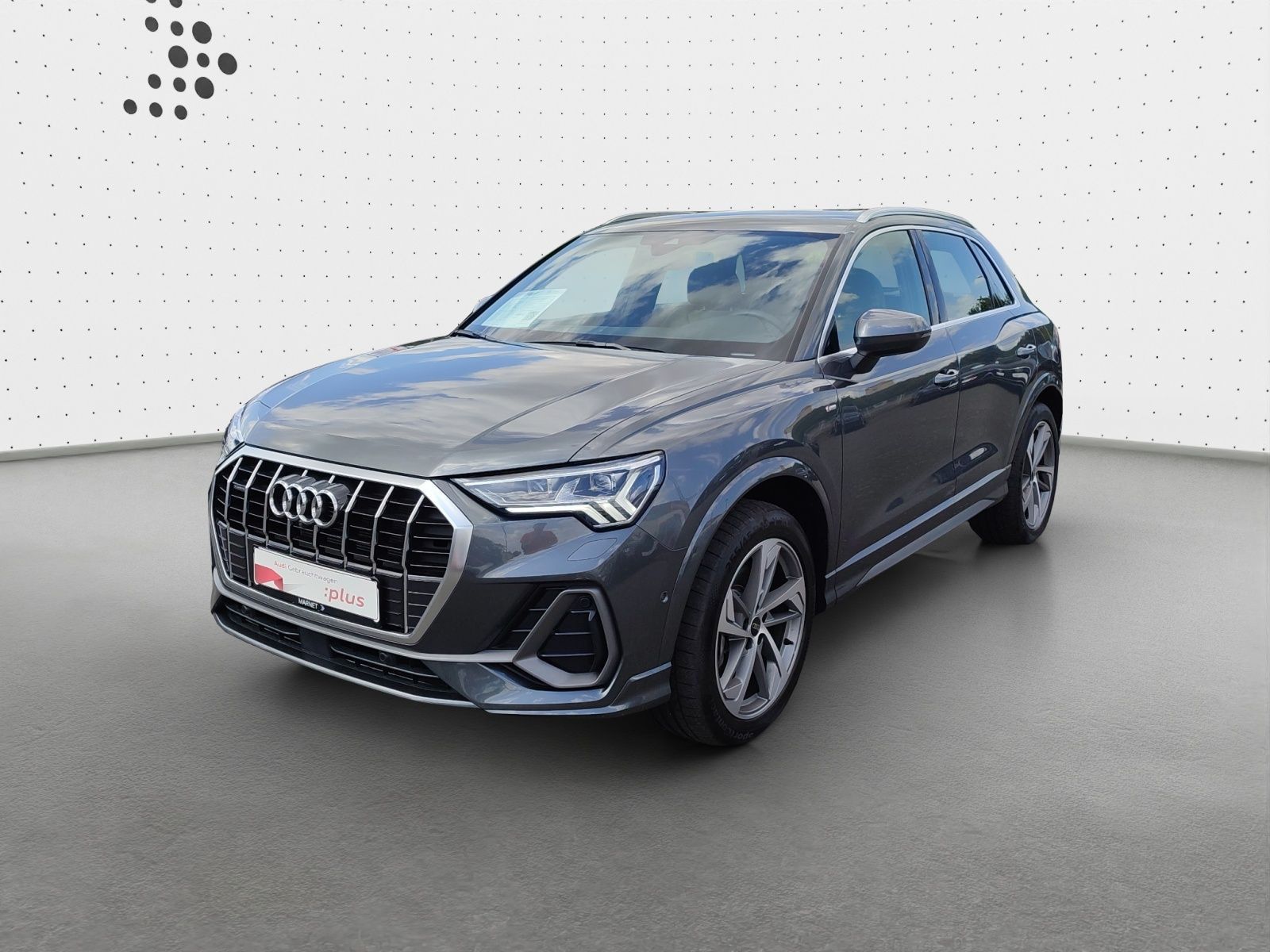 Audi Q3 45 2.0 TFSI quattro S-line - Samsaru's Car Outlet