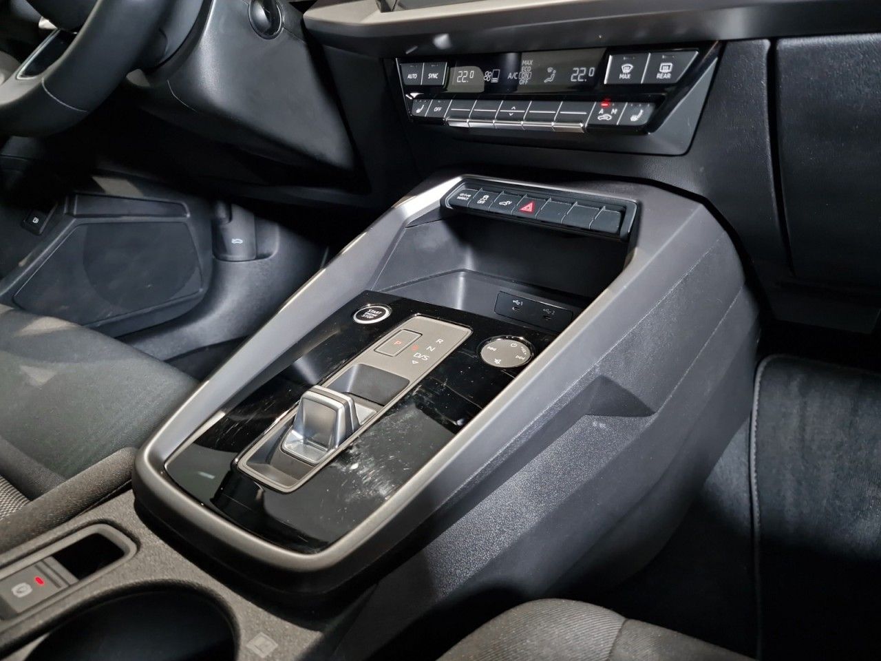 Audi A3 Sportback 40 TFSI e S-tronic - Samsaru's Car Outlet