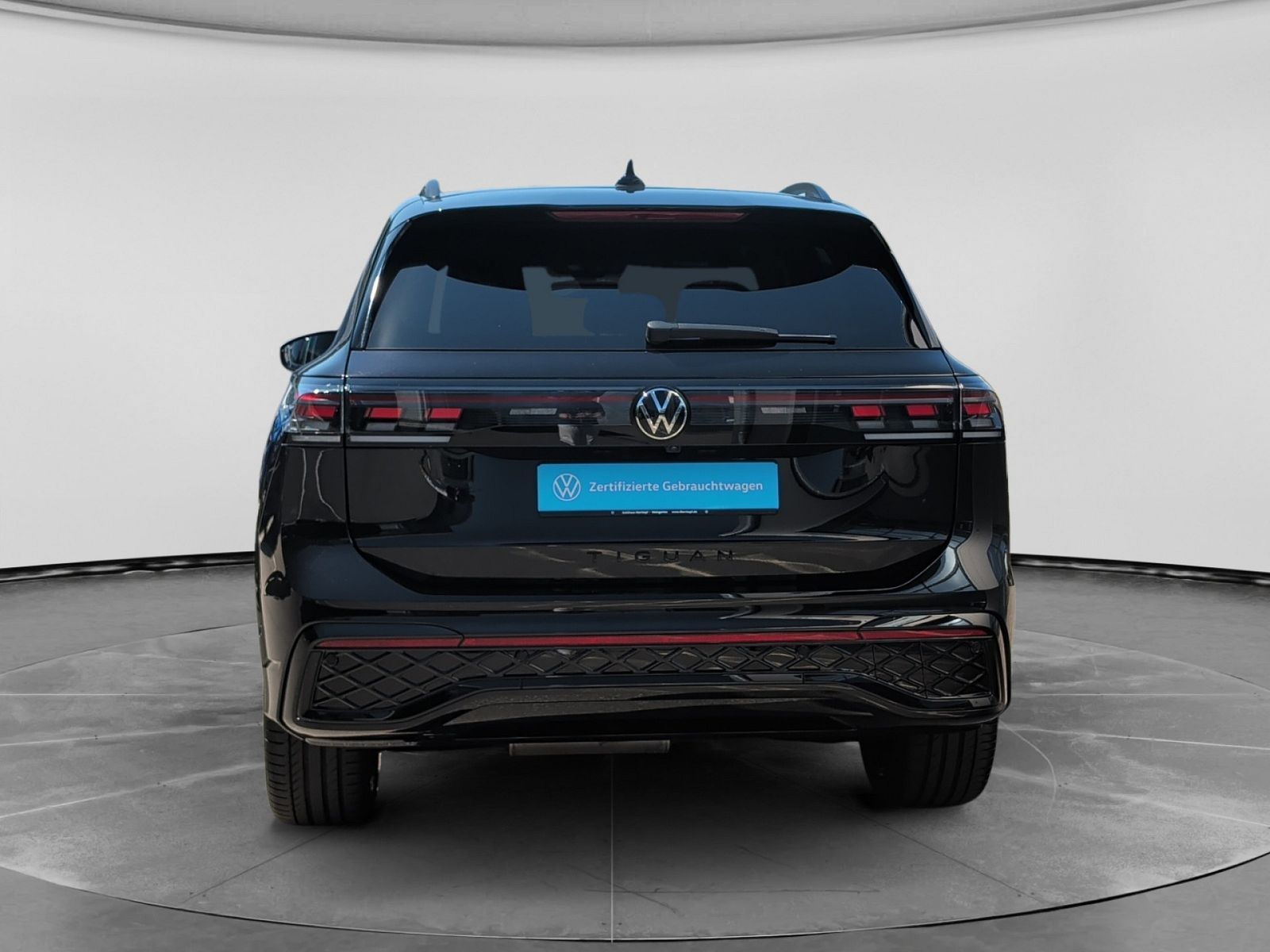 Volkswagen Tiguan 2.0TDI R-LINE +LEDER+DCC+