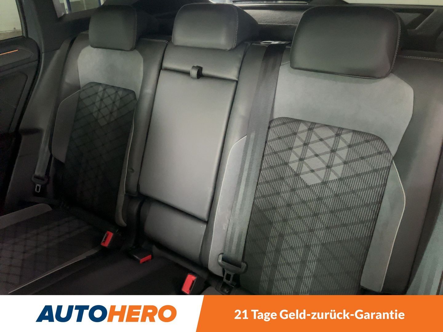 Volkswagen Tiguan 2.0 TDI R-Line 4Motion - Samsaru's Car Outlet