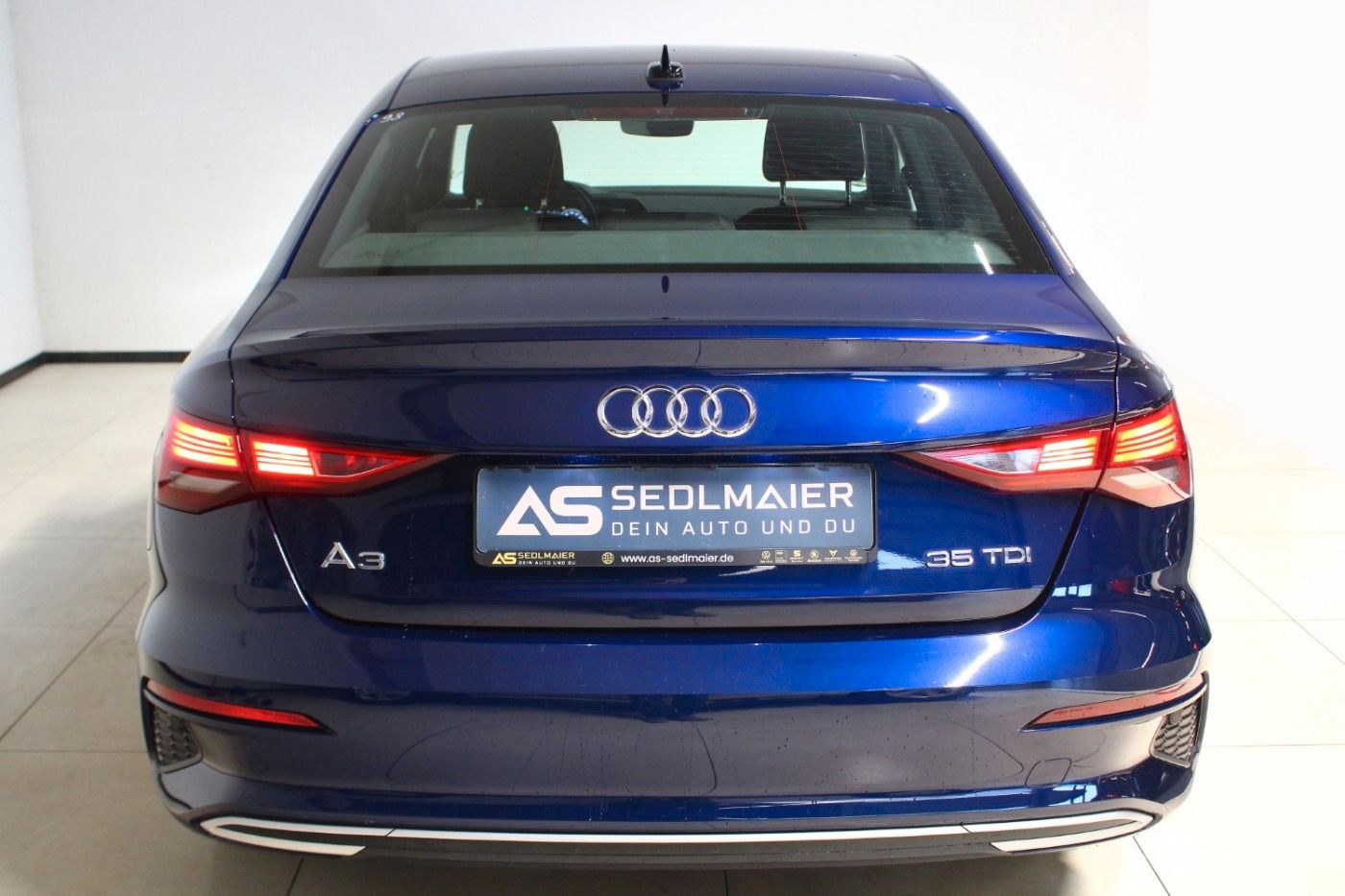 Audi A3 35 2.0 TDI advanced AHK|Garantie|SHZ|NAV|APP