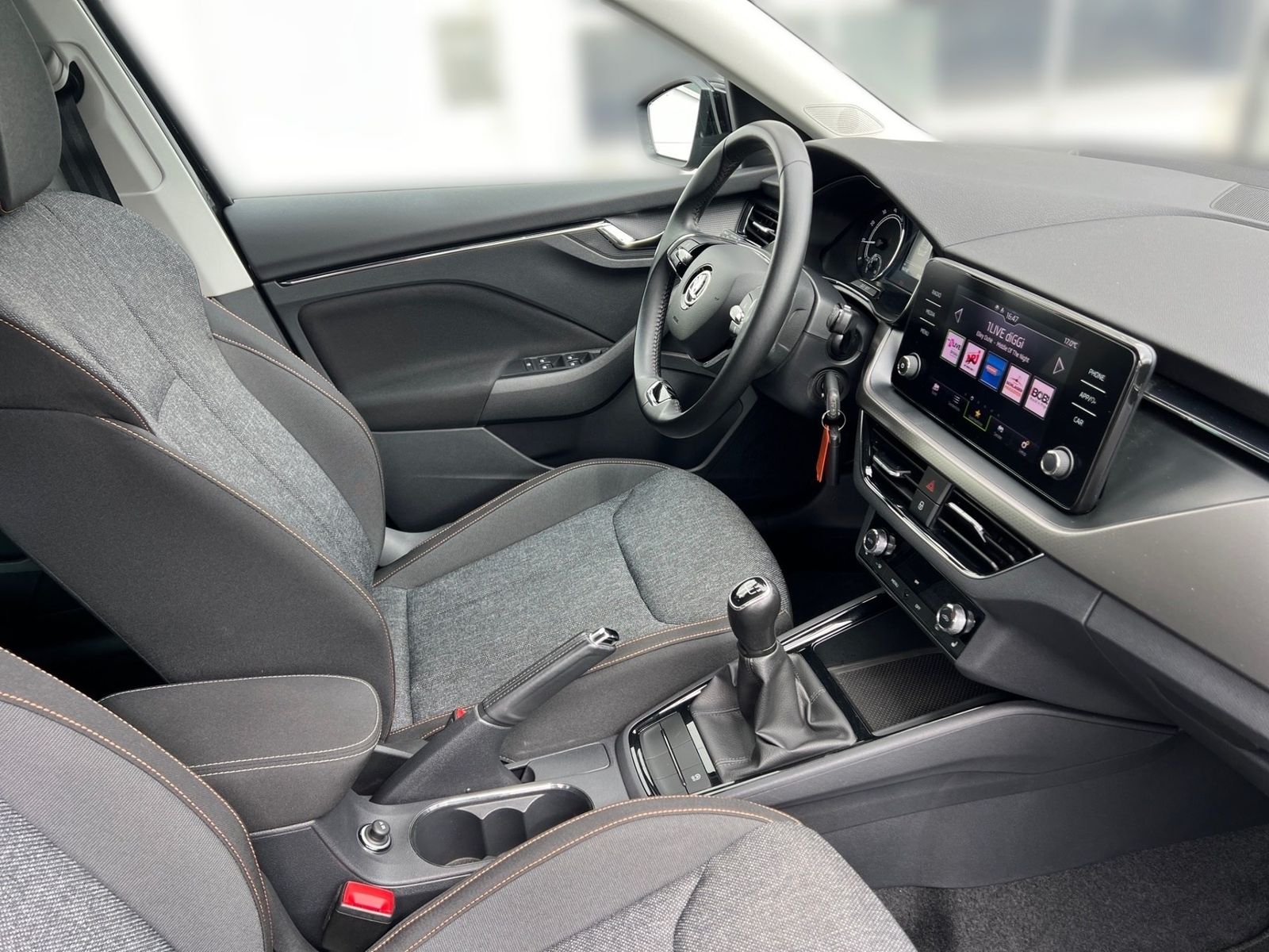 Skoda Kamiq Clever 1.0 TSI - Samsaru's Car Outlet