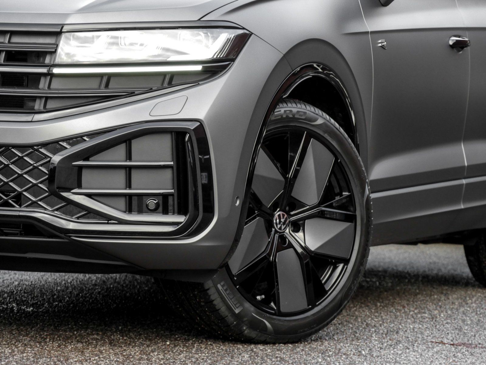 Volkswagen Touareg R-Line FINAL EDITION V6 TDI AHK DYNAUDIO