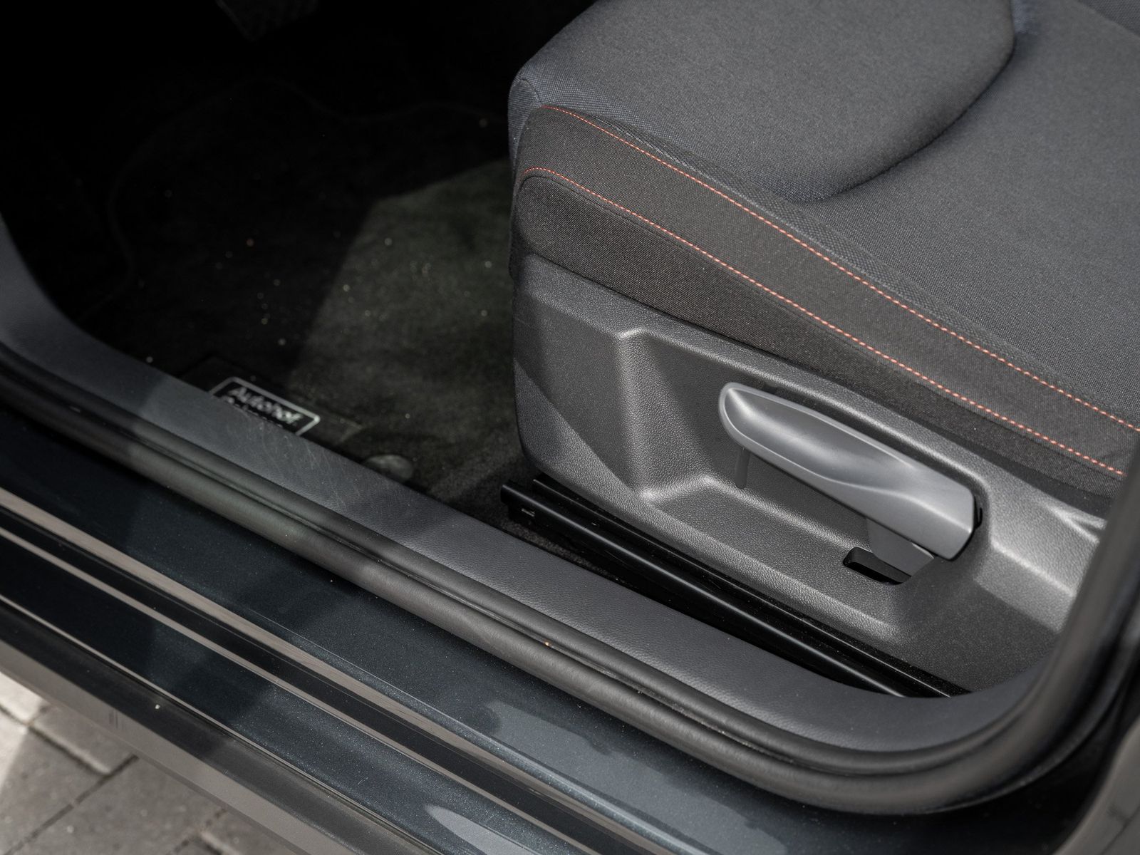 Seat ARONA FR 1.0 TSI DSG AHK Kam. Navi Virtual ACC